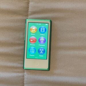 Apple iPod Nano 7th Generation